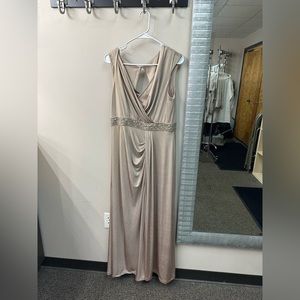 Aidan Mattox size 12 champagne gold evening dress
